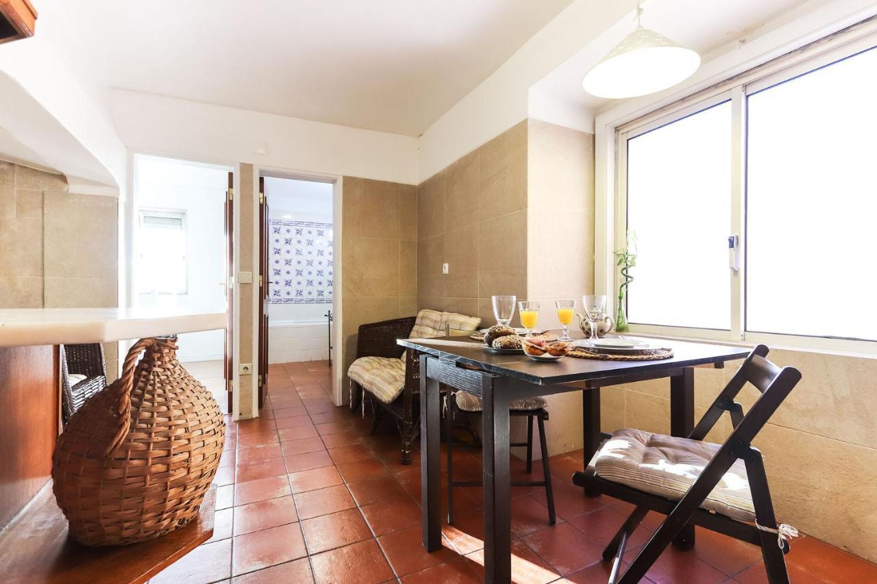 Appartamento Downtown Experience By Homing Lisbona Esterno foto